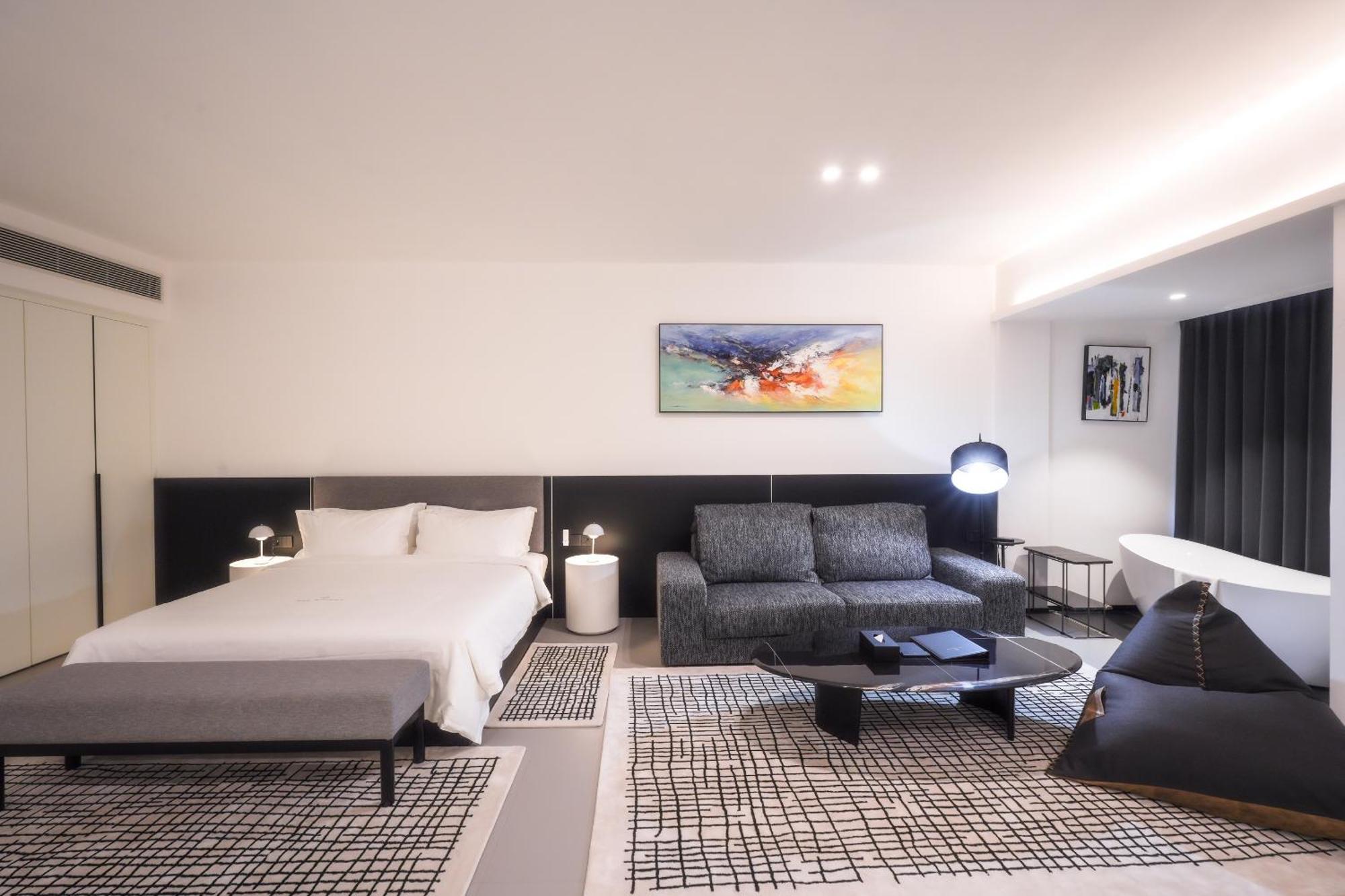 One Riviera Hotel And Residences Ban Souanmone Ngoại thất bức ảnh