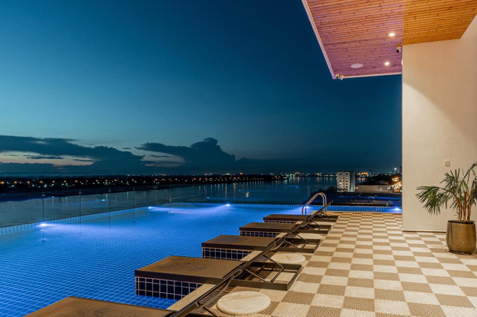 One Riviera Hotel And Residences Ban Souanmone Ngoại thất bức ảnh