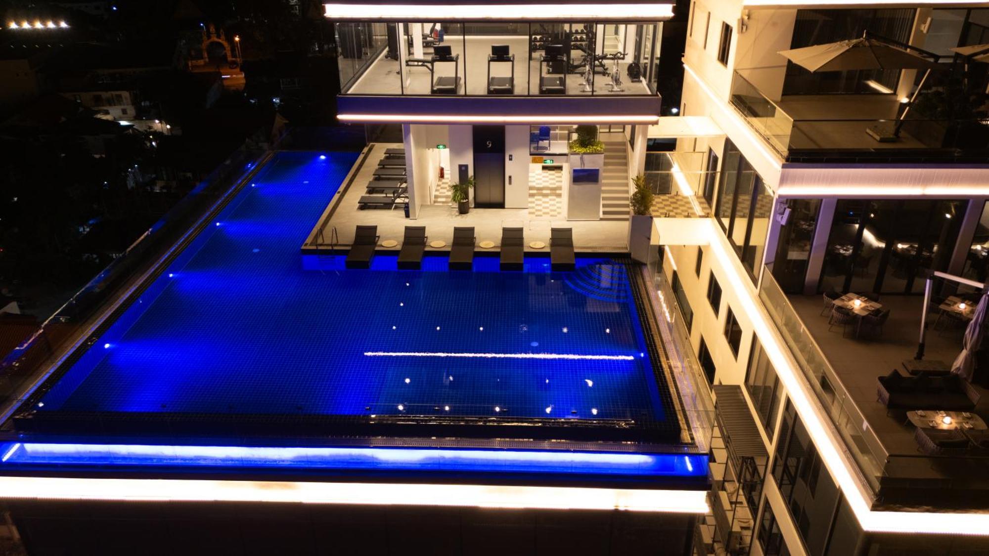 One Riviera Hotel And Residences Ban Souanmone Ngoại thất bức ảnh